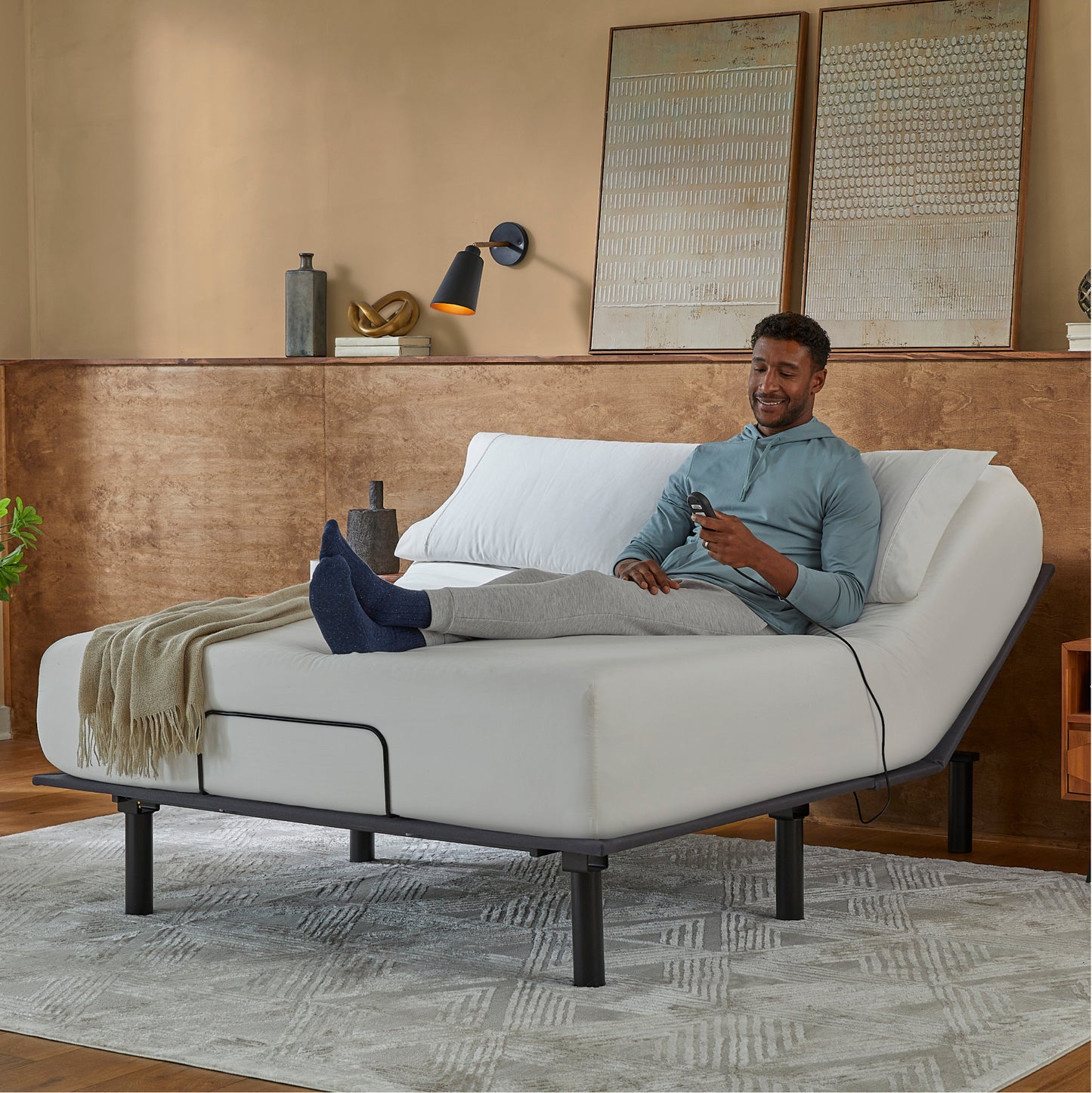 Bronze Serta baselogic™ Adjustable Base