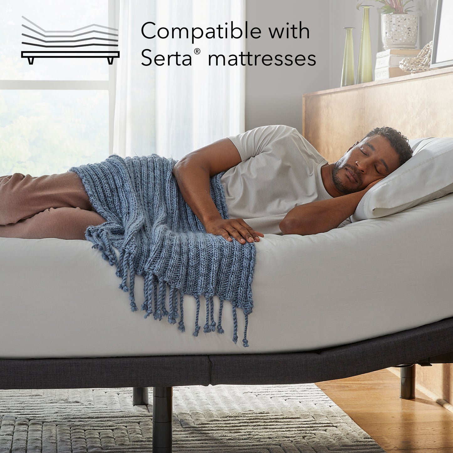 Platinum Serta baselogic™ Adjustable Base