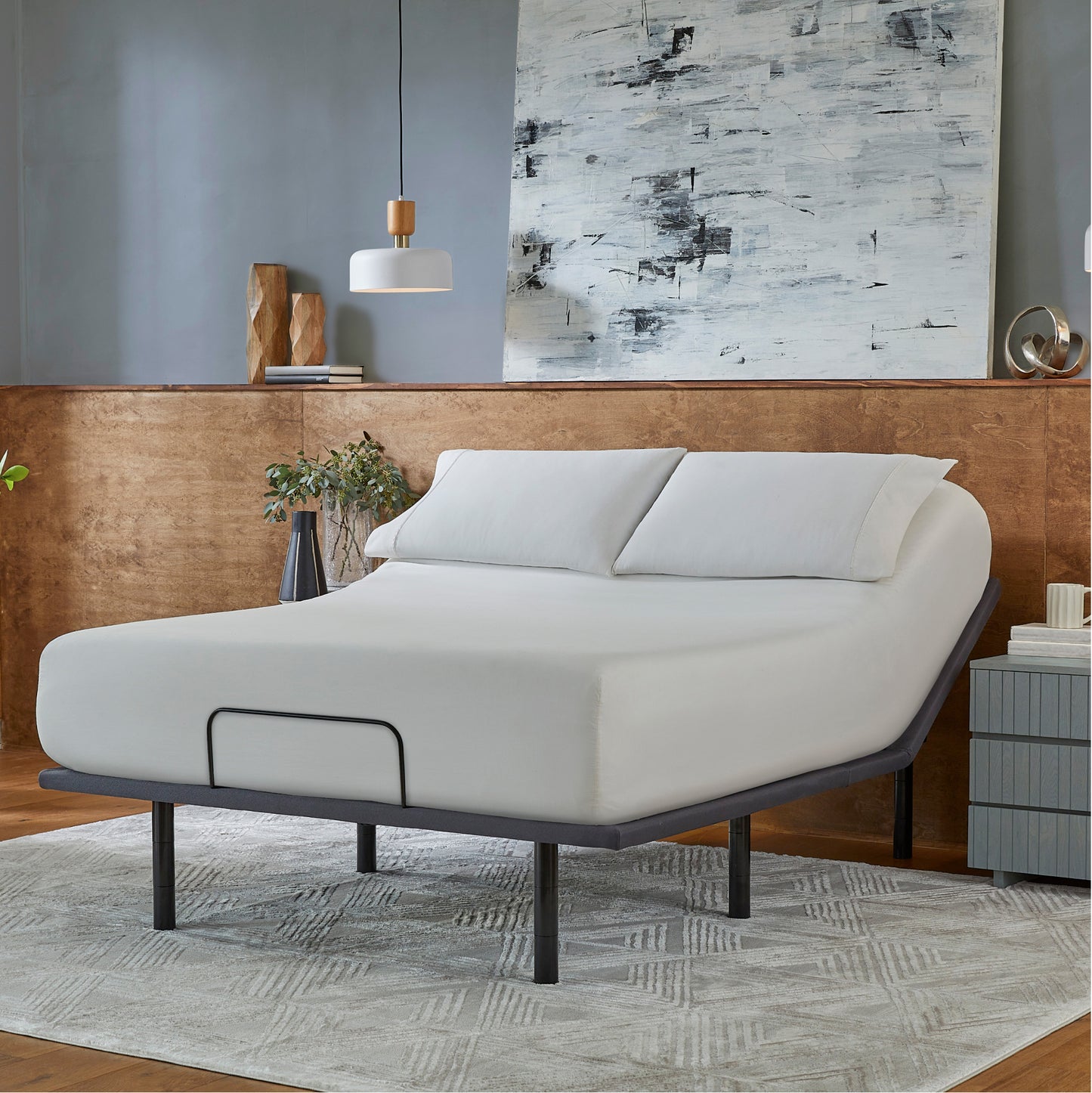 Silver Serta baselogic™ Adjustable Base