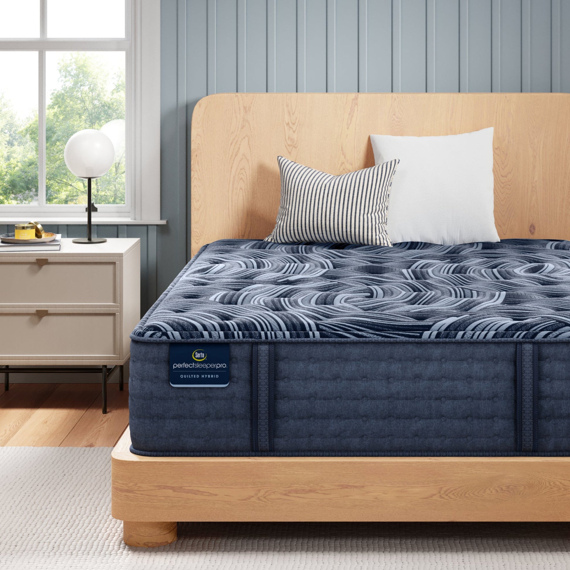 New Paris Perfect Sleeper Pro mattress lifestyle image