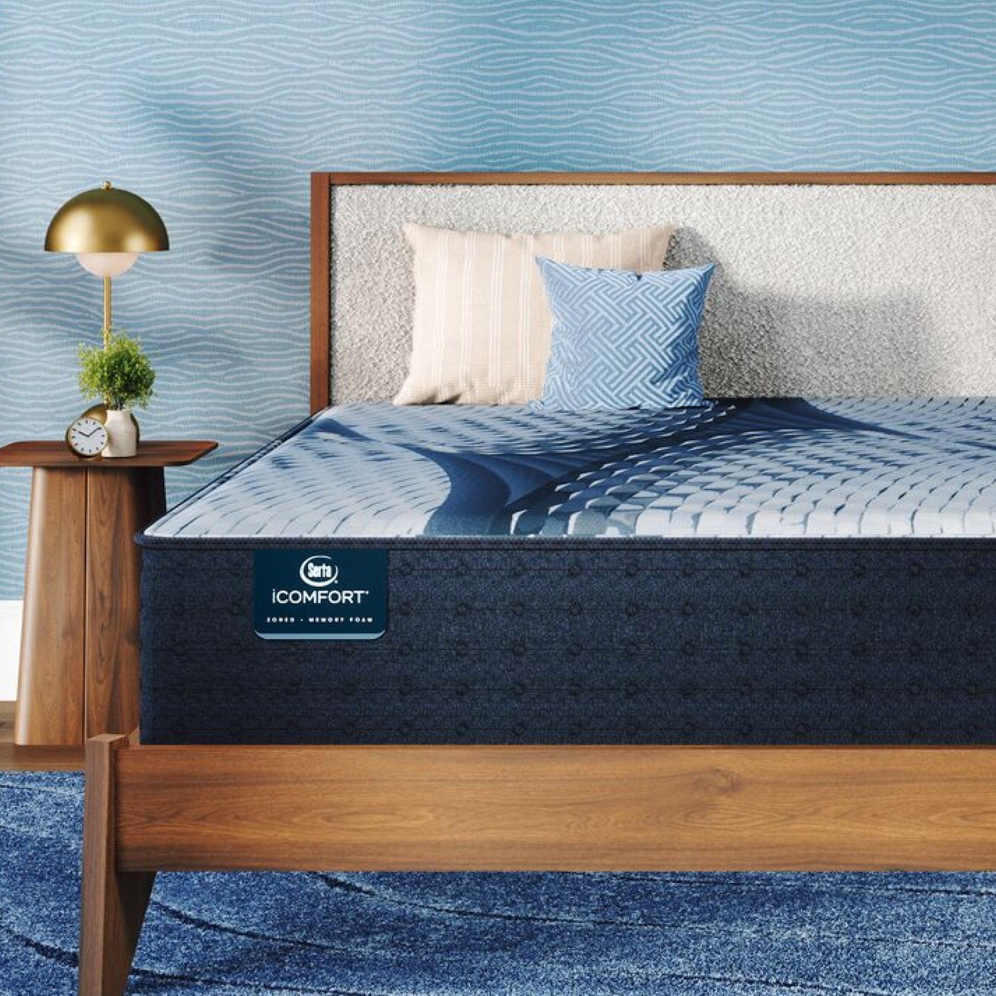 Serta Iona Plush iComfort mattress primary image